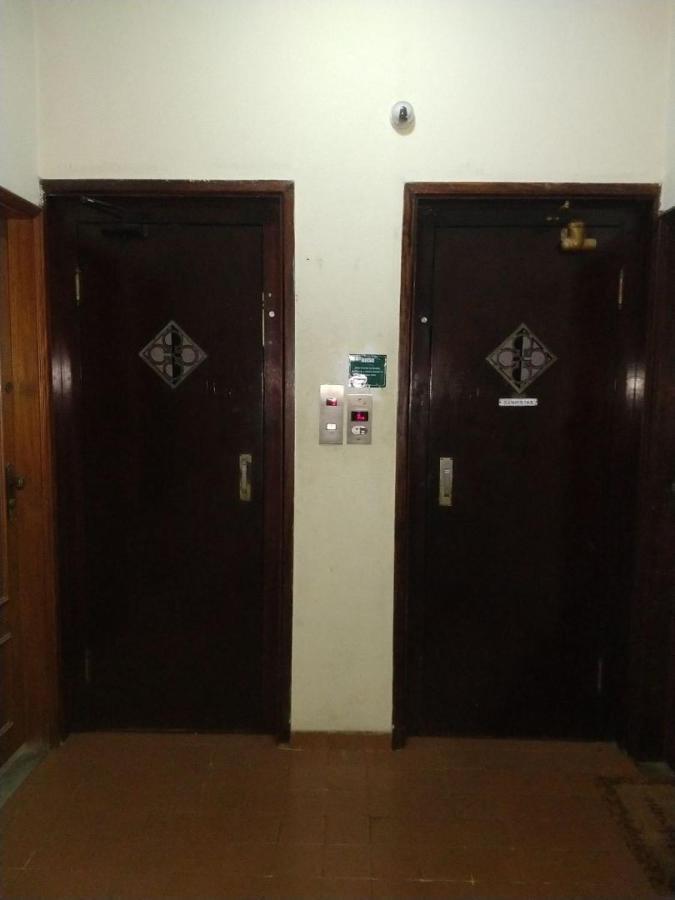 Quarto E Sala Silencioso Em Copacabana 리오데자네이루 외부 사진
